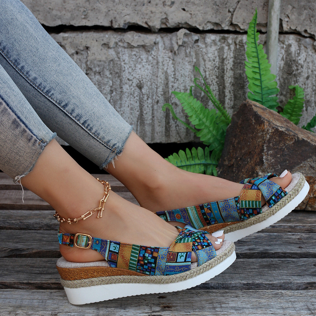 Adelaide® | Sandali espadrillas con zeppa e punta aperta stampata